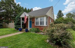 1616 MAPLE Street, NEW CUMBERLAND, PA 17070