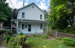 80 POTOMAC Avenue, RIDGELEY, WV 26753