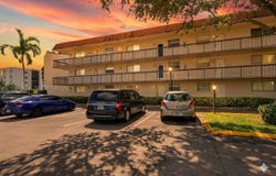 7400 NW 17th St, Plantation, FL 33313