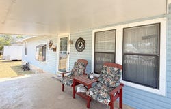 110 RENFRO DR, Devine, TX 78016