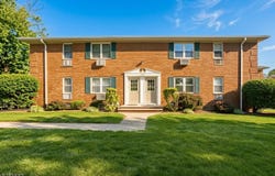 1130 Valley Rd, Wayne Twp., NJ 07470-2337