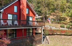 98 Meadow View Road, Franklin, NC 28734