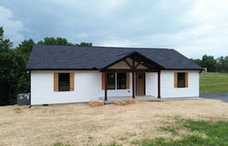 7208 Carthage Rd, Pleasant Shade, TN 37145