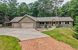 1553 GOLDEN RETREAT DR, St Germain, WI 54558