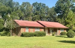 6049 Williams Rd., Ray City, GA 31645