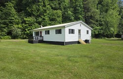 125 Willoughby Lane, Robbins, TN 37852