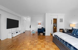 4 Fordham Hill Oval, Bronx, NY 10468