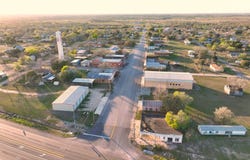 208 Broadway, Nordheim, TX 78141