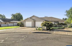209 SE Stone -211 Ln, Dallas, OR 97338