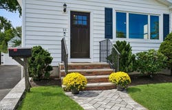 16 Remer Ave, Springfield Twp., NJ 07081-3226