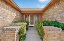 7114 Grange Avenue NW, Albuquerque, NM 87120