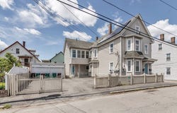 73 Pleasant St, Lowell, MA 01852