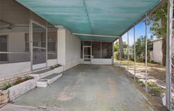 110 MAPLE Drive, DEBARY, FL 32713