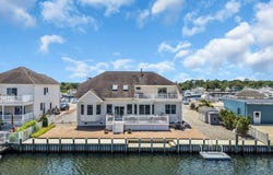 77 Tiller Drive, Waretown, NJ 08758