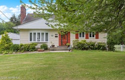 752 Park Avenue, Belford, NJ 07718