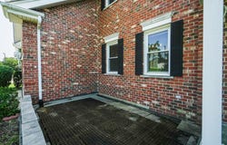 17 Chapel Hill Court, Westmont, IL 60559