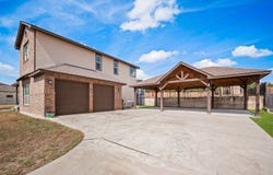 7215 AVERY RD, Live Oak, TX 78233