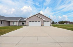 1131 Lozmar Lane, Shell Rock, IA 50670