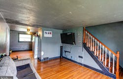 853 DELVIEW Drive, FOLCROFT, PA 19032