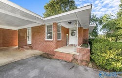 210 Auburn Street, Centre, AL 35960