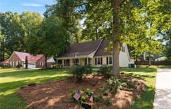 1486 Old Coach Road, Kernersville, NC 27284