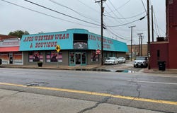 110 N Caddo Street, Cleburne, TX 76031