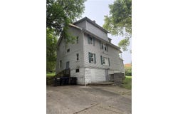 1010 5th Avenue, Akron, OH 44306