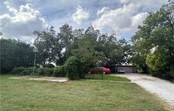 9732 Fm 621, Staples, TX 78670