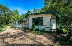 68 Knobby Road, Edwards, MO 65324