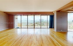 11113 Biscayne Blvd, Miami, FL 33181
