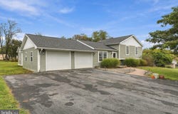 110 LEFT Street, FALLING WATERS, WV 25419