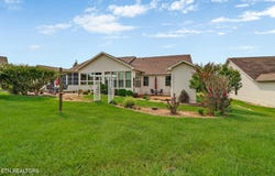 162 Woodgate Drive, Crossville, TN 38571