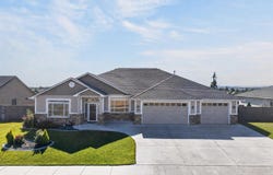 4502 Tamarisk Dr, Pasco, WA 99301