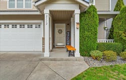 2112 NW 10TH St, BattleGround, WA 98604