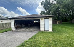 5425 Sand Ridge Road, Morris, IL 60450