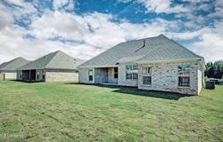 447 Baleigh Way, Canton, MS 39046