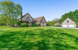 737 Muitzeskill Road, Schodack, NY 12156