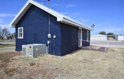 318 W Broadway, Vici, OK 73859