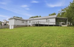 8567 Brookside Circle, Monett, MO 65708