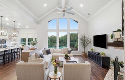 1221 Falcon Drive, Grapevine, TX 76051