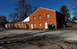 109 W Plum, Paragould, AR 72450