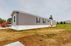 410 E Walton Street, Willard, OH 44890