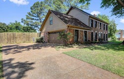 2407 LACOSTA Dr, Bartlett, TN 38134