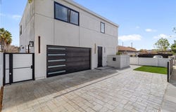 6830 N Lubao Avenue, Winnetka, CA 91306