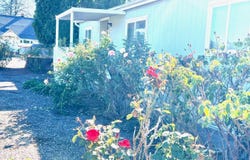 2150 LAURA St, Springfield, OR 97477