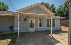 1702 W Atlanta St, Jay, OK 74346