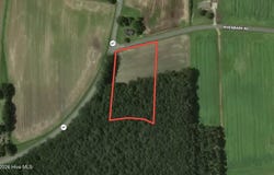 1 Rivenbark Road, Wallace, NC 28466