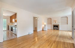 11 Ross Drive, Akron, OH 44313