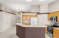 261 Thompson Dr, Mesquite, NV 89027