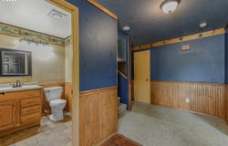 15813 NE 3RD St, Vancouver, WA 98684
